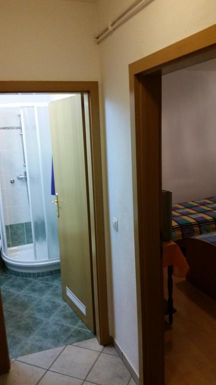 Hotel Gostilna Stara Posta Podkraj Exterior foto