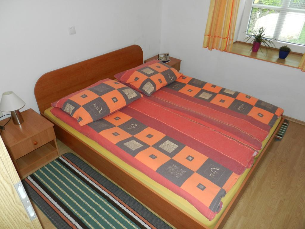 Hotel Gostilna Stara Posta Podkraj Exterior foto