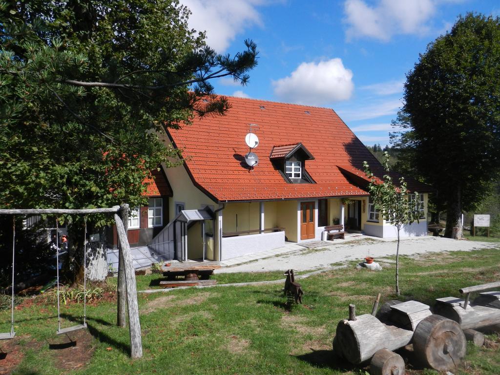 Hotel Gostilna Stara Posta Podkraj Exterior foto