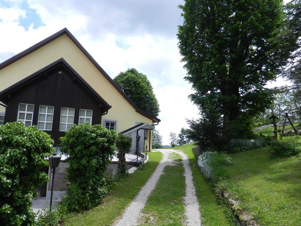 Hotel Gostilna Stara Posta Podkraj Exterior foto